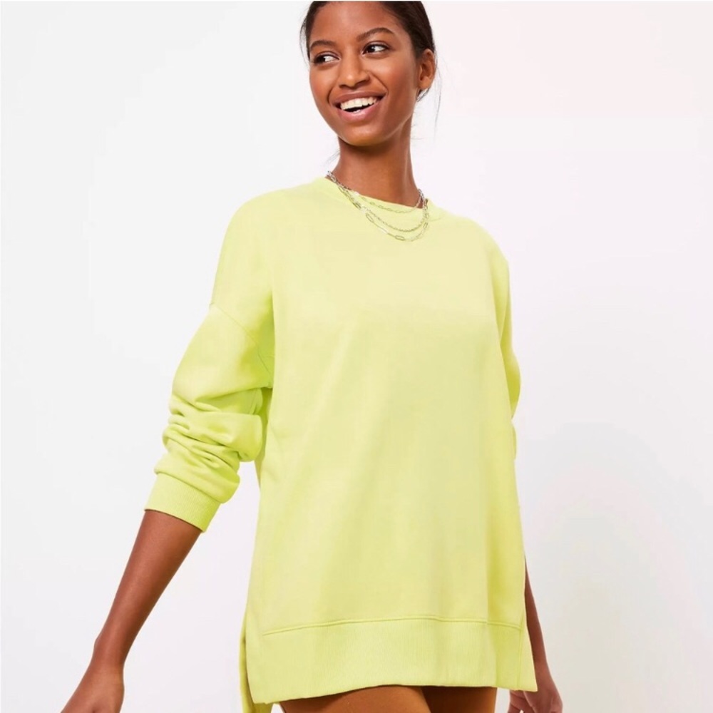Lou & Grey LOFT Active Crewneck Sweatshirt